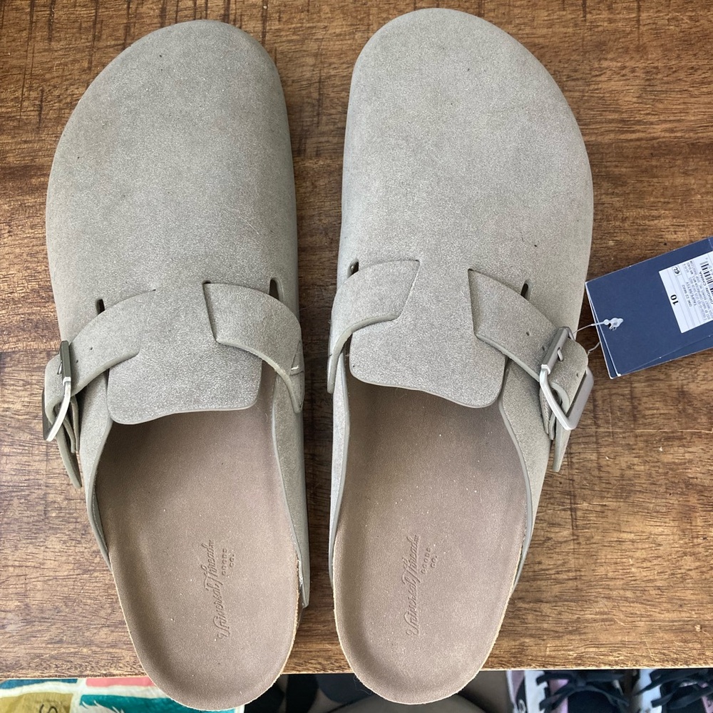 Universal thread Clogs - Picture 2 of 3